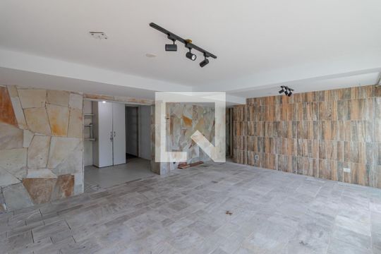 Salão de casa à venda com 3 quartos, 437m² em Jardim da Saúde, São Paulo