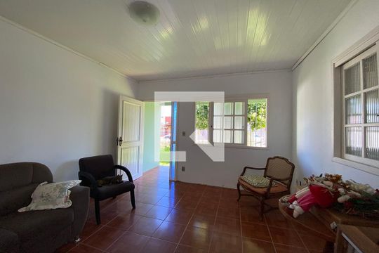 Sala de casa à venda com 3 quartos, 120m² em Feitoria, São Leopoldo