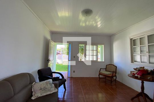 Sala de casa à venda com 3 quartos, 120m² em Feitoria, São Leopoldo