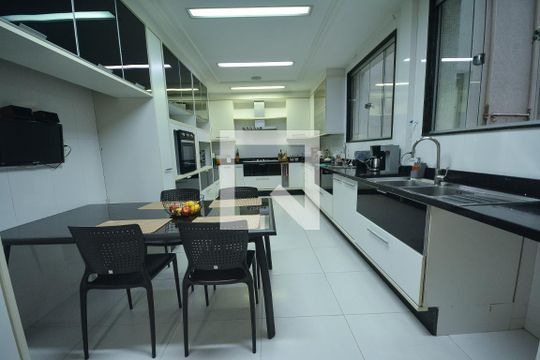 Cozinha de apartamento à venda com 7 quartos, 640m² em Flamengo, Rio de Janeiro