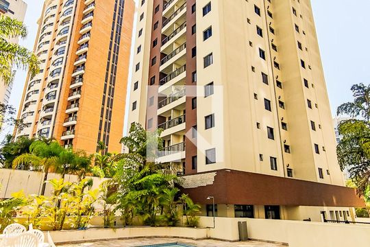 Área Comum - Piscina de apartamento para alugar com 3 quartos, 70m² em Vila Andrade, São Paulo