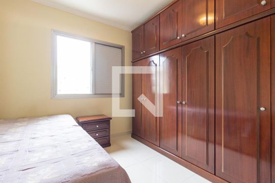 Quarto 1 de apartamento para alugar com 2 quartos, 63m² em Vila São Francisco, São Paulo
