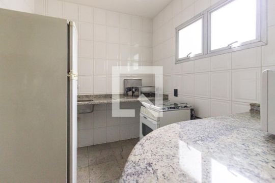 Cozinha do Salão de Festas de apartamento para alugar com 2 quartos, 63m² em Vila São Francisco, São Paulo