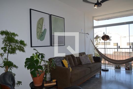 Sala de apartamento à venda com 3 quartos, 165m² em Tanque, Rio de Janeiro