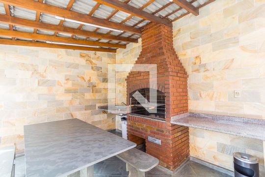 Área comum - Churrasqueira de apartamento para alugar com 4 quartos, 170m² em Vila Santa Maria, Poá
