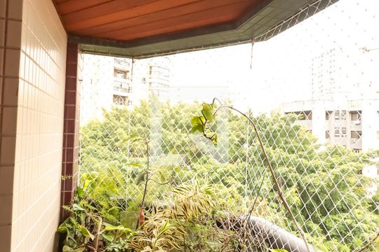 Varanda da Sala TV de apartamento para alugar com 3 quartos, 180m² em Vila Suzana, São Paulo