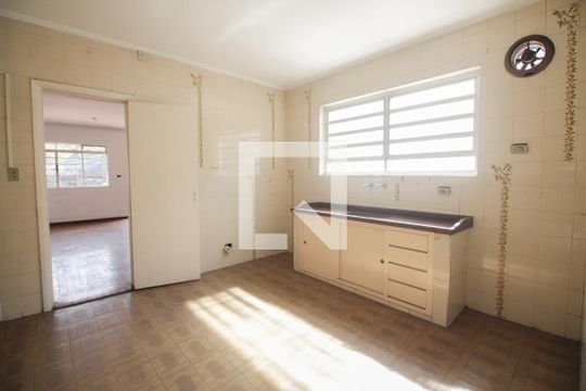 Cozinha de casa à venda com 3 quartos, 200m² em Vila Gustavo, São Paulo