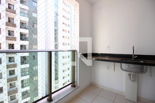 Sacada de apartamento para alugar com 2 quartos, 60m² em , Brasília