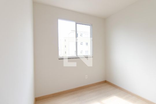 Quarto 1 de apartamento para alugar com 2 quartos, 38m² em Santo Antônio, São José dos Pinhais