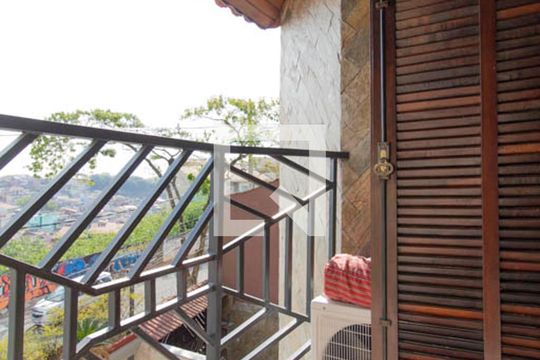 Varanda Suíte de casa à venda com 3 quartos, 143m² em Jardim Brasilia, São Paulo