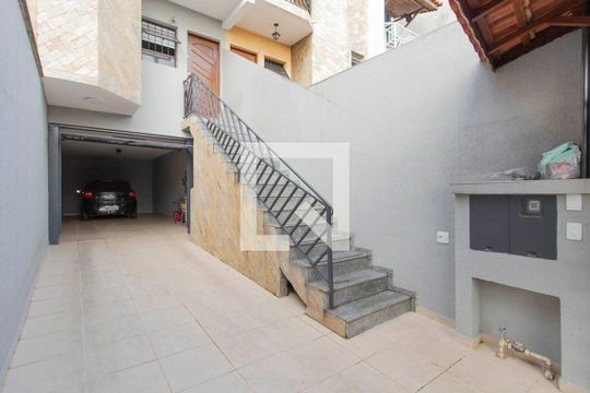 Garagem de casa à venda com 3 quartos, 143m² em Jardim Brasilia, São Paulo