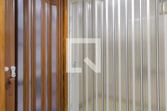 Box banheiro de apartamento para alugar com 1 quarto, 36m² em Vitoria, Salvador