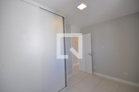 Quarto 2 de apartamento para alugar com 2 quartos, 61m² em Vila Guilherme, São Paulo