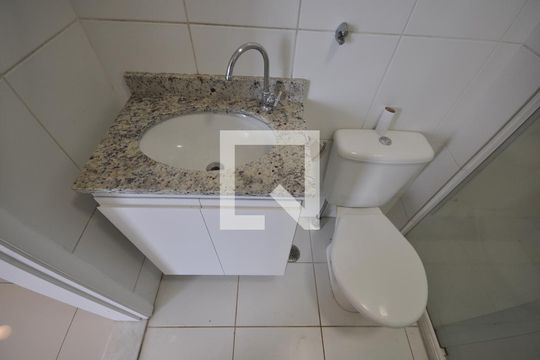 Banheiro Social de apartamento para alugar com 2 quartos, 61m² em Vila Guilherme, São Paulo
