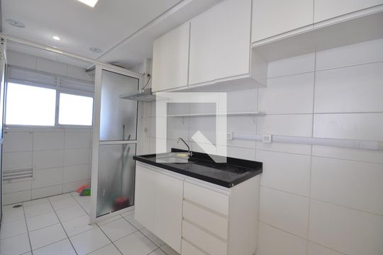 Cozinha de apartamento para alugar com 2 quartos, 61m² em Vila Guilherme, São Paulo