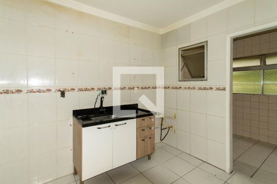 Cozinha de apartamento à venda com 2 quartos, 68m² em Vila Galvão, Guarulhos