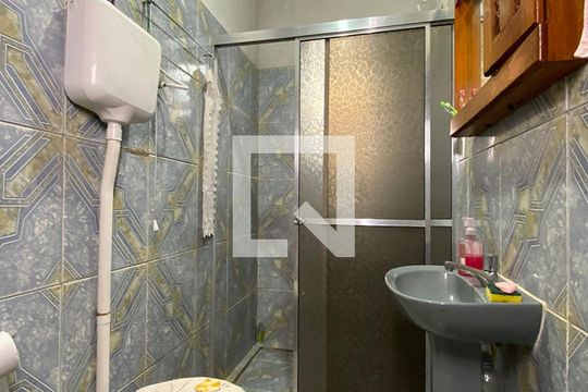 Banheiro de casa à venda com 3 quartos, 119m² em Feitoria, São Leopoldo