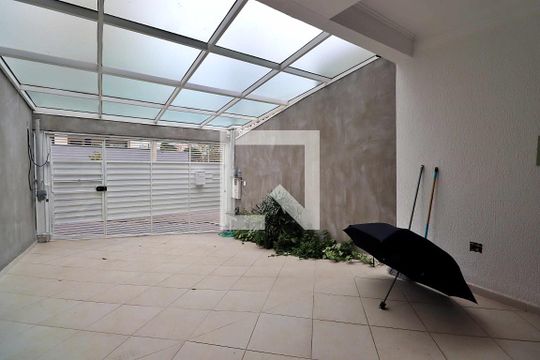 Garagem de casa à venda com 3 quartos, 125m² em Jardim, Santo André