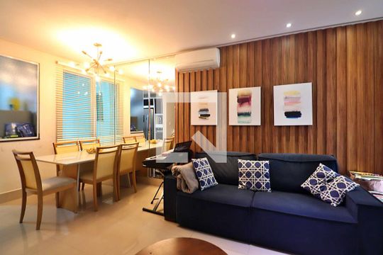 Sala de casa para alugar com 3 quartos, 125m² em Jardim, Santo André
