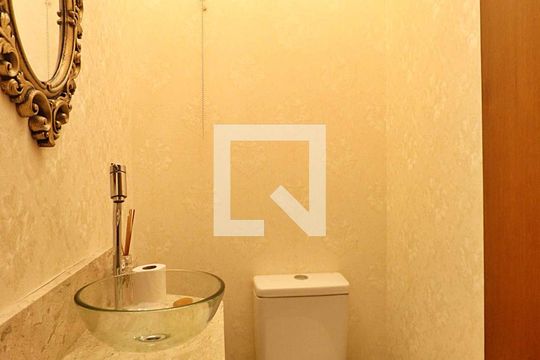 Lavabo de casa para alugar com 3 quartos, 125m² em Jardim, Santo André