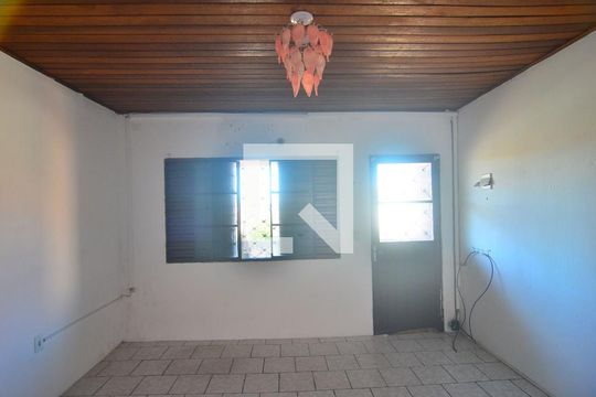 Dormitório e sala de kitnet/studio à venda com 1 quarto, 25m² em São José, Canoas