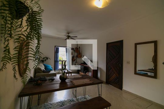 Casa de Condomínio à venda com 3 quartos, 157m² em Parque Monte Alegre, Taboão da Serra