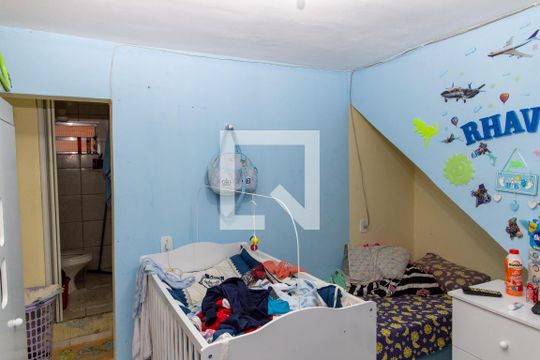 Casa à venda com 4 quartos, 200m² em Conceição, Diadema
