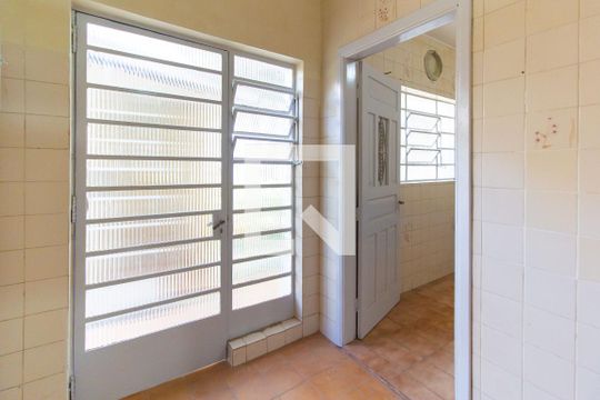 Hall de casa para alugar com 2 quartos, 70m² em Chácara Califórnia, São Paulo