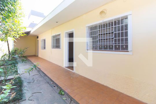 Fachada da Casa de casa para alugar com 2 quartos, 70m² em Chácara Califórnia, São Paulo