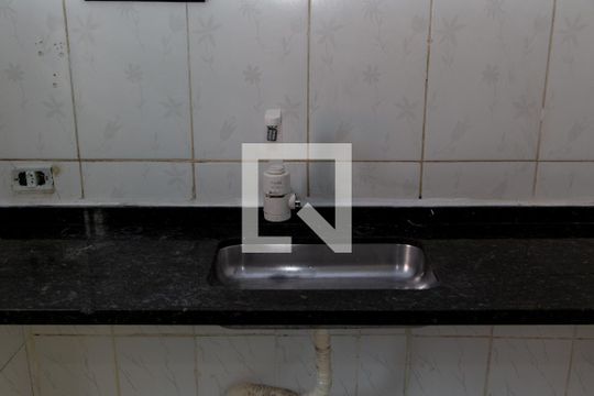 Detalhe cozinha de casa à venda com 7 quartos, 250m² em Parque Imigrantes, Diadema