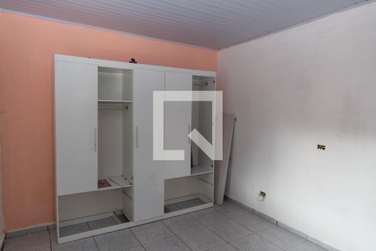 Quarto 1 de casa à venda com 7 quartos, 250m² em Parque Imigrantes, Diadema