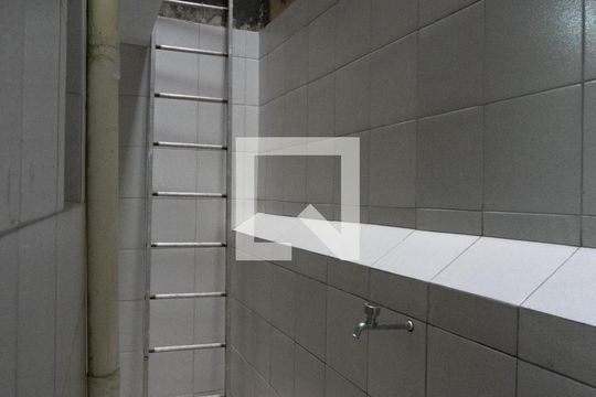 Área aberta de apartamento para alugar com 1 quarto, 70m² em Jardim Santa Adelia, São Paulo