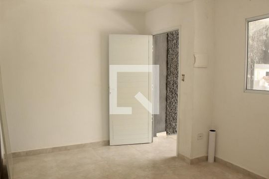 Casa à venda com 3 quartos, 140m² em Socorro, São Paulo