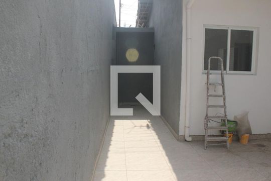 Quintal de casa à venda com 3 quartos, 140m² em Socorro, São Paulo