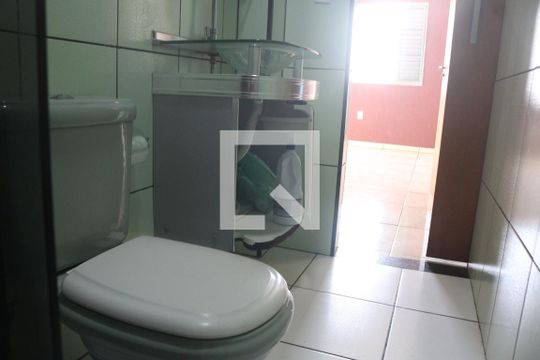 Banheiro de apartamento para alugar com 2 quartos, 88m² em Vila Nossa Senhora de Fátima, São Vicente
