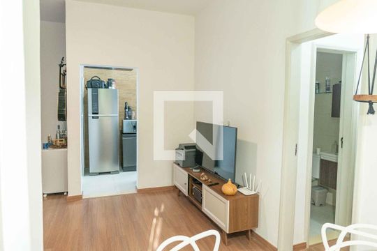 Sala de apartamento para alugar com 2 quartos, 80m² em Icaraí, Niterói
