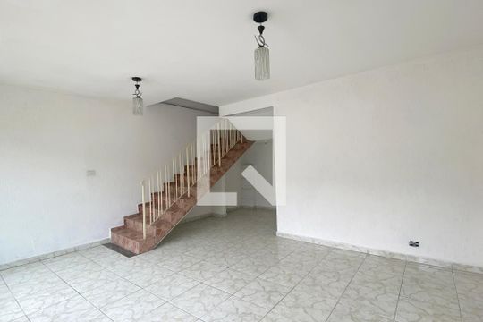 Sala de casa à venda com 4 quartos, 220m² em Jardim Regina Alice, Barueri