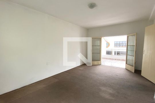 Quarto 1 de casa à venda com 4 quartos, 220m² em Jardim Regina Alice, Barueri