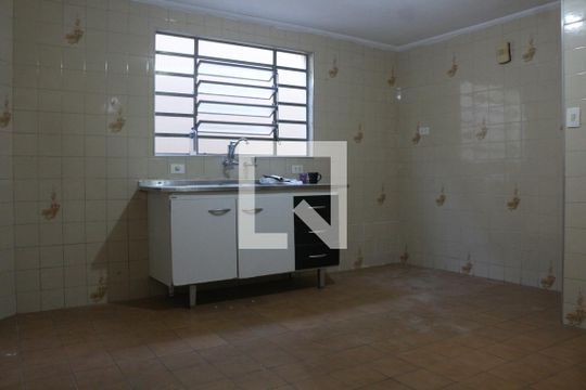 Cozinha de casa para alugar com 2 quartos, 80m² em Macuco, Santos