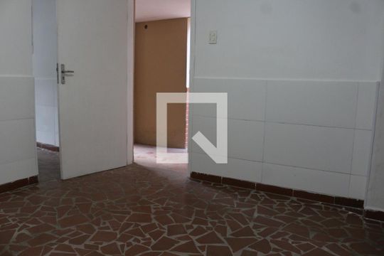 Sala de casa para alugar com 2 quartos, 80m² em Macuco, Santos