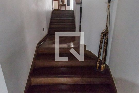 Hall de Entrada de casa de condomínio à venda com 5 quartos, 350m² em Alphaville, Santana de Parnaíba