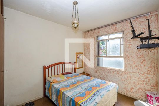 Quarto 1 de apartamento à venda com 2 quartos, 99m² em Conjunto Califórnia, Belo Horizonte