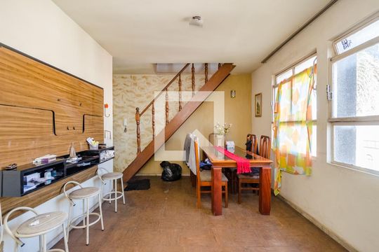 Sala de apartamento à venda com 2 quartos, 99m² em Conjunto Califórnia, Belo Horizonte