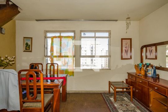 Sala de apartamento à venda com 2 quartos, 99m² em Conjunto Califórnia, Belo Horizonte