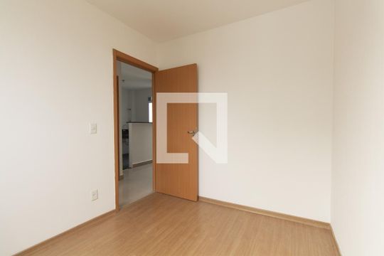 Quarto de apartamento para alugar com 2 quartos, 40m² em Monte Belo, Gravataí