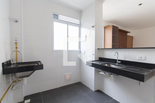 Cozinha de apartamento para alugar com 2 quartos, 40m² em Monte Belo, Gravataí