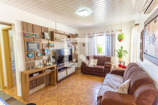 Casa à venda com 4 quartos, 300m² em Feitoria, São Leopoldo