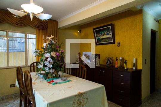 Sala 2 de casa à venda com 5 quartos, 300m² em Jardim Oriental, São Paulo