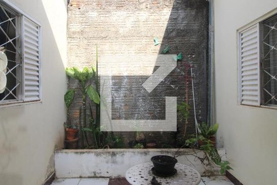 Área de Luz de casa à venda com 4 quartos, 154m² em Jardim Myrian Moreira da Costa, Campinas