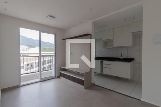 Apartamento à venda com 2 quartos, 47m² em Anil, Rio de Janeiro